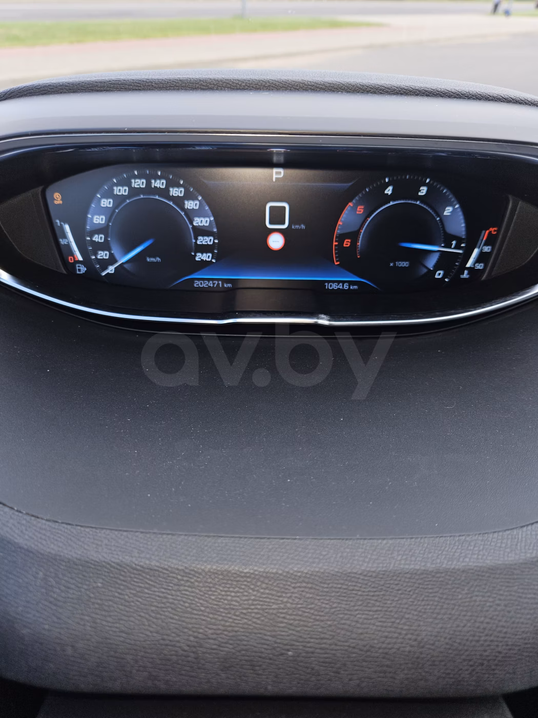 Peugeot 5008 фото 3