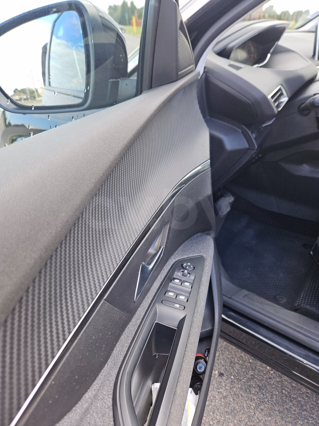 Peugeot 5008 фото 5