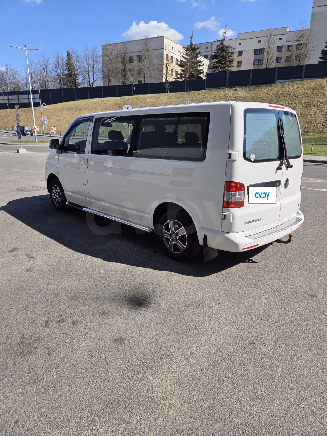 Volkswagen Caravelle фото 6