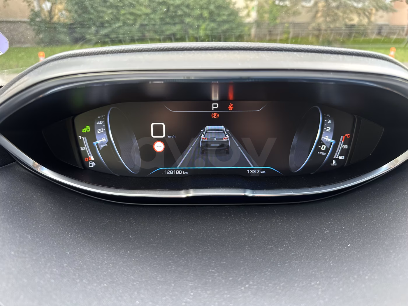 Peugeot 5008 фото 11