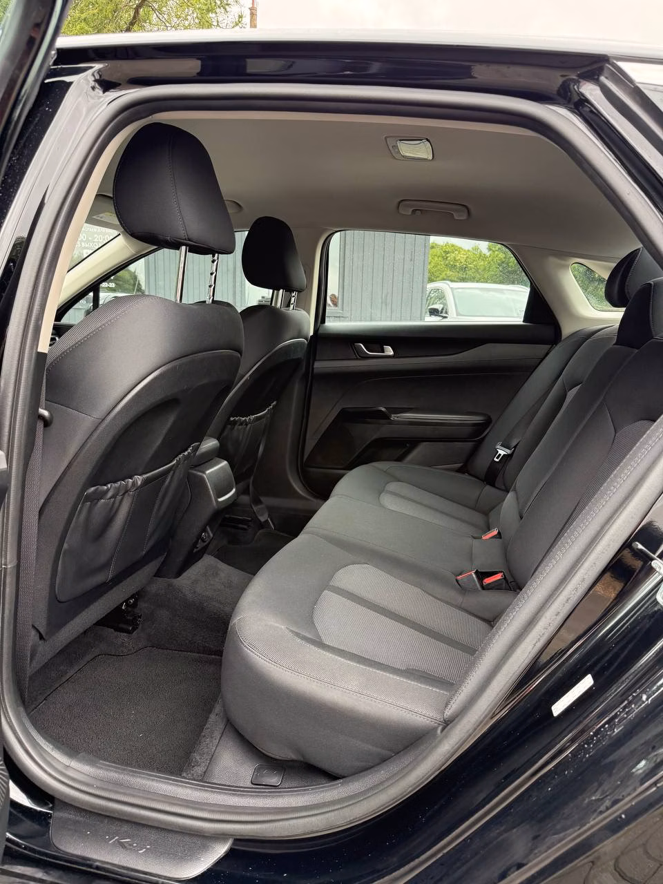 Kia K5 фото 8
