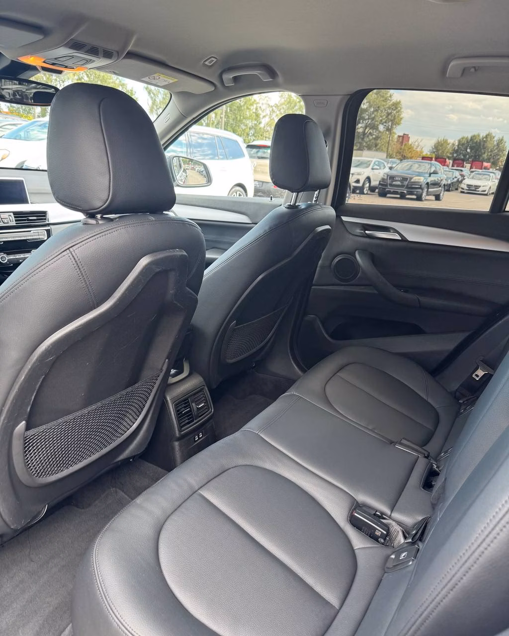 BMW X1 фото 11