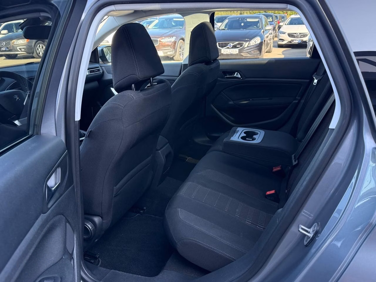 Peugeot 308 фото 14