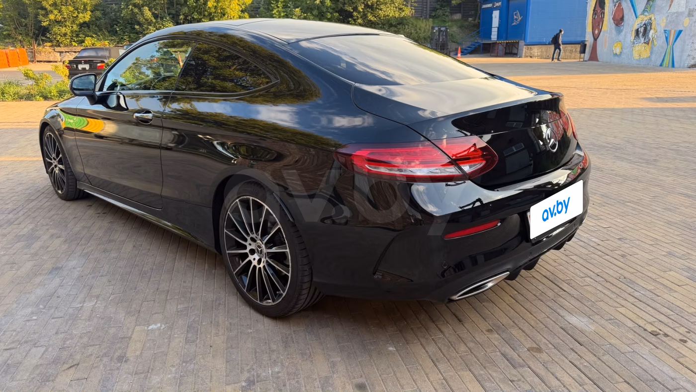 Mercedes-Benz C-Класс фото 3