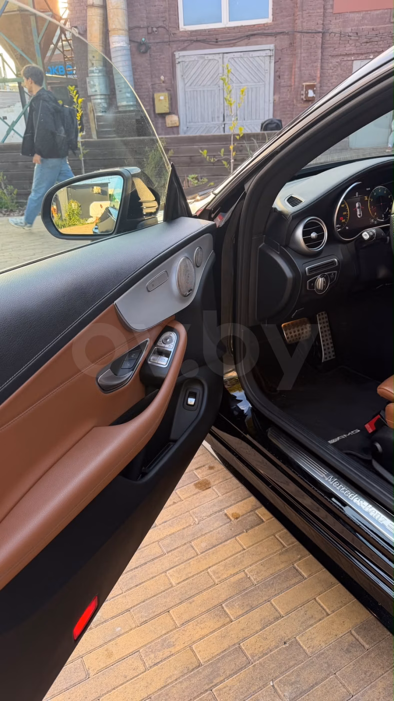 Mercedes-Benz C-Класс фото 24