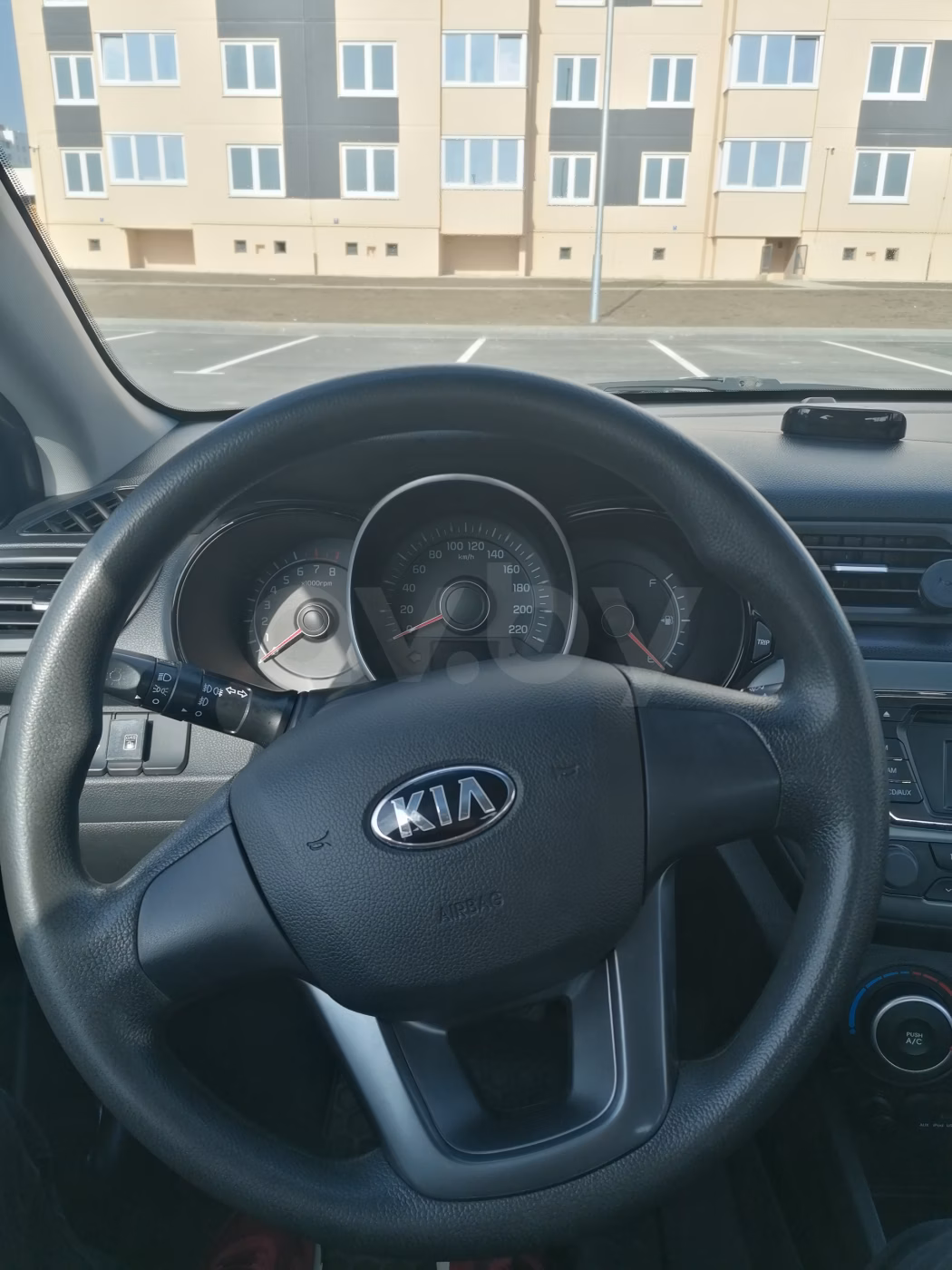 Kia Rio фото 8