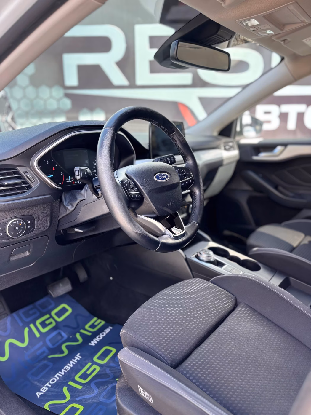 Ford Focus фото 7