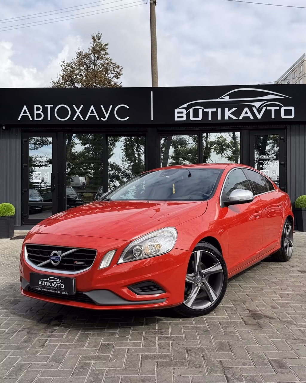 Volvo S60 фото 3