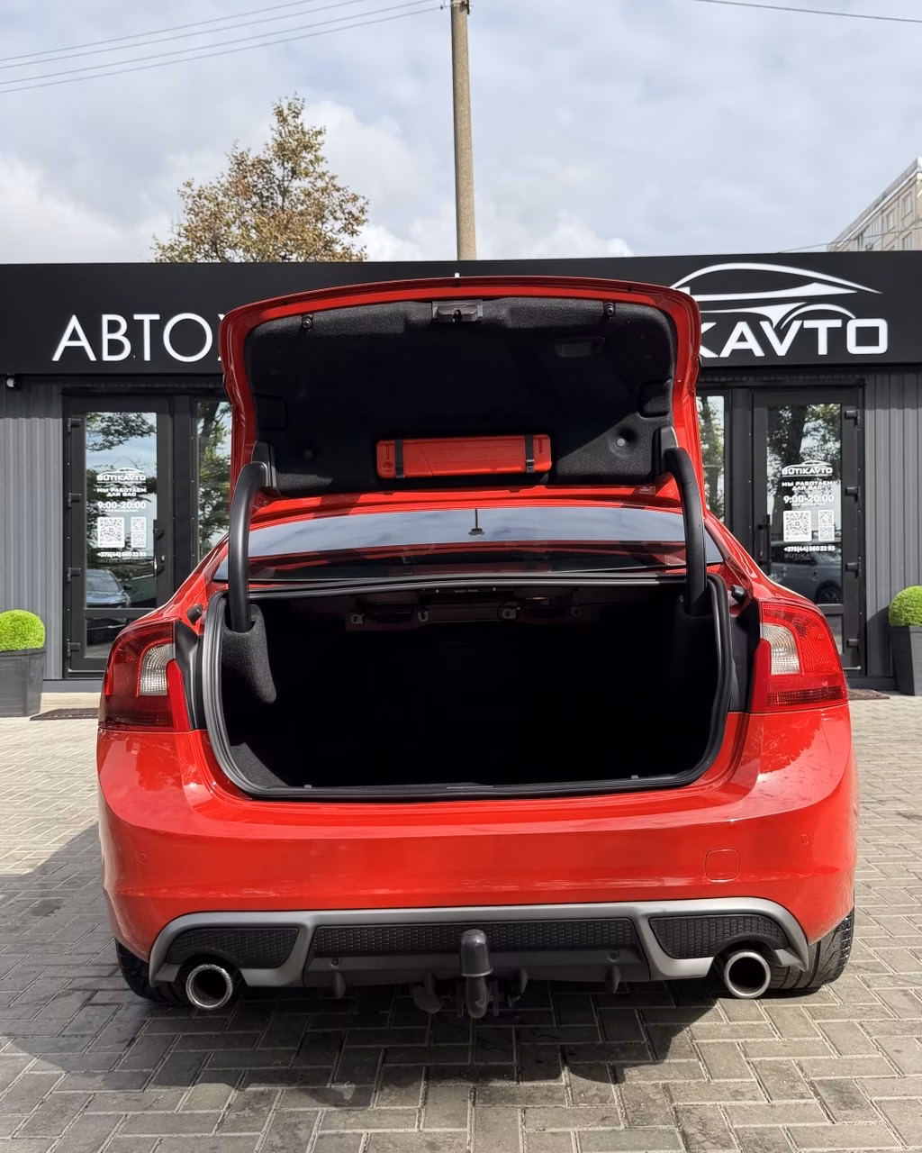 Volvo S60 фото 12