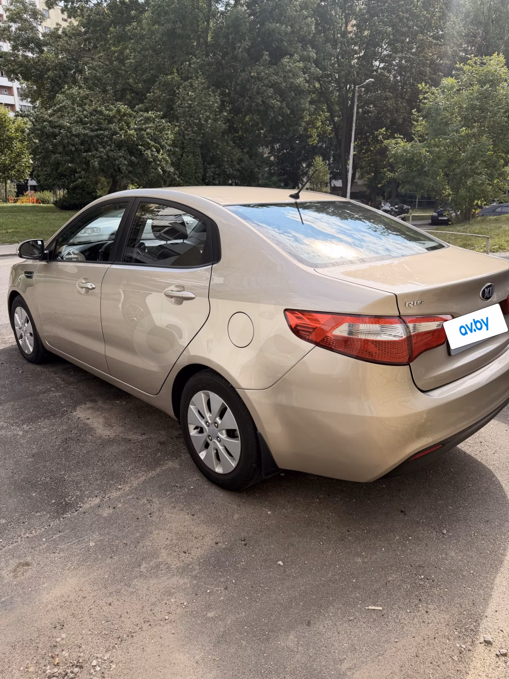 Kia Rio фото 8