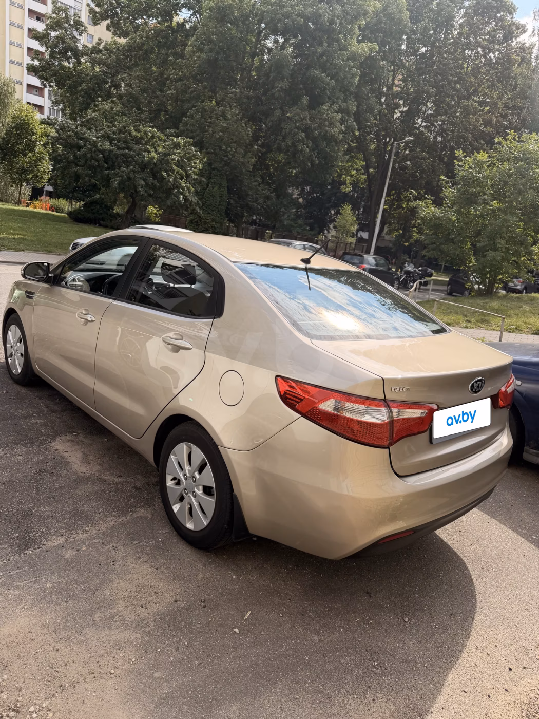 Kia Rio фото 9