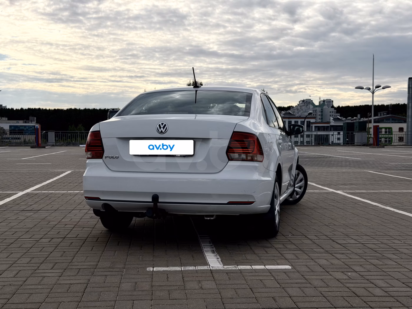 Volkswagen Polo Sedan фото 4