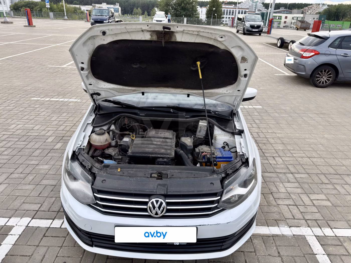 Volkswagen Polo Sedan фото 16