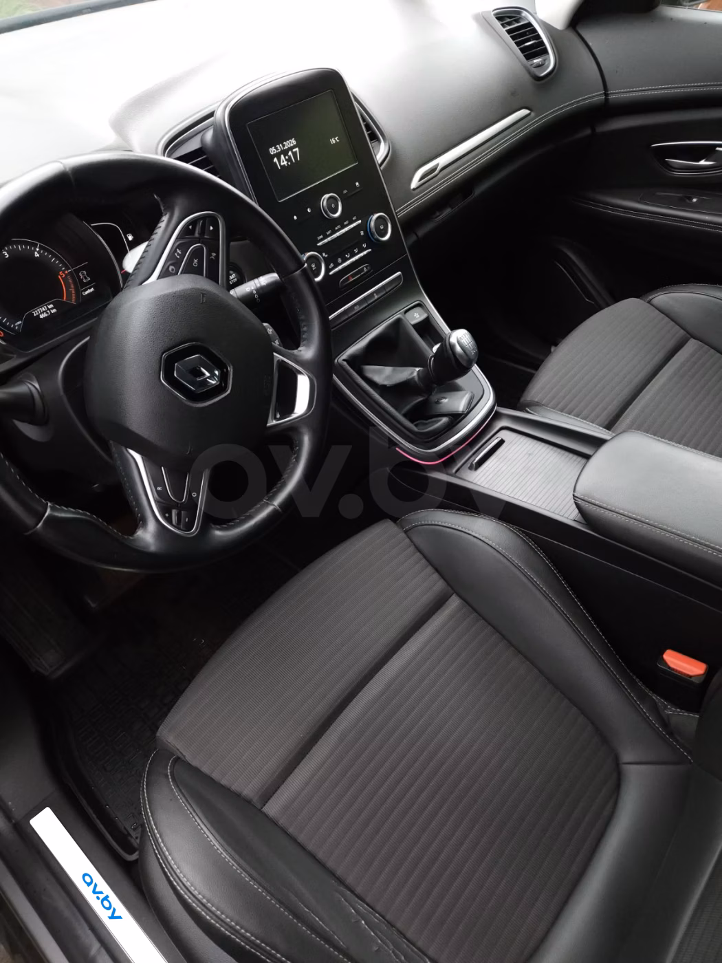 Renault Grand Scenic фото 4