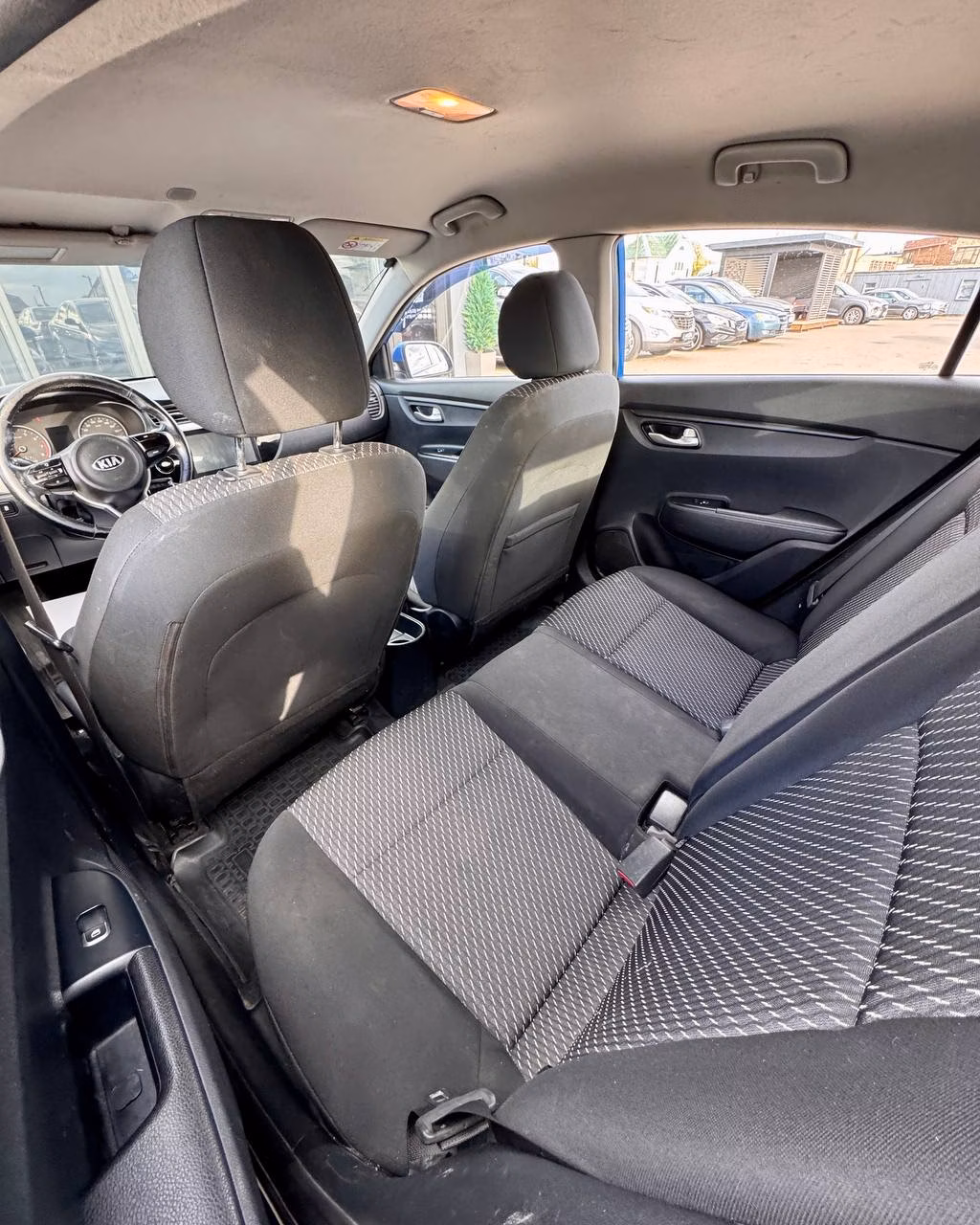 Kia Rio X (X-Line) фото 11