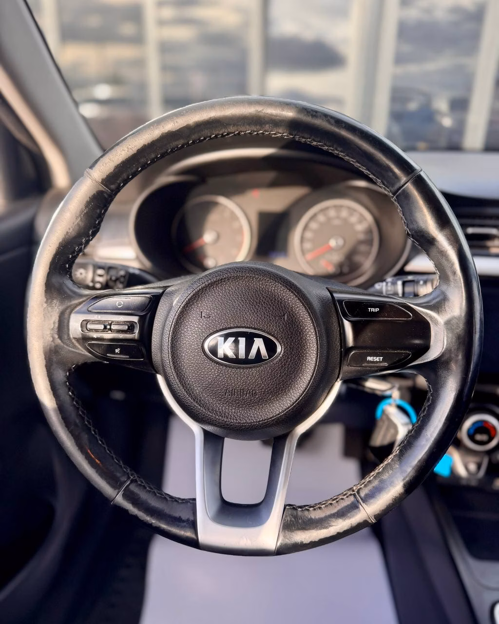 Kia Rio X (X-Line) фото 15