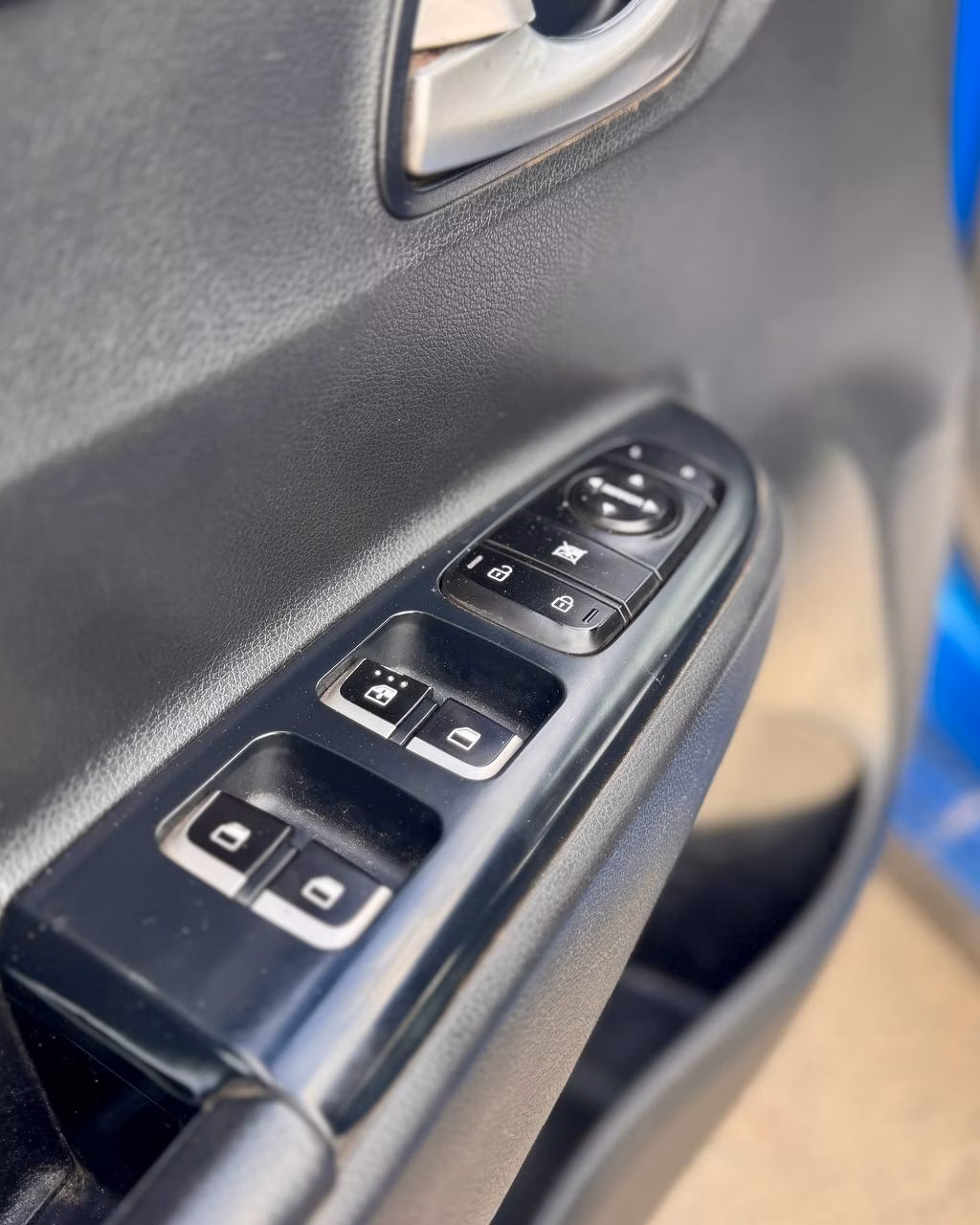 Kia Rio X (X-Line) фото 18
