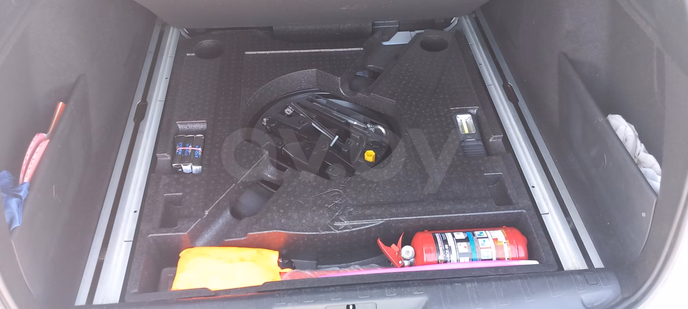 Peugeot 308 фото 7