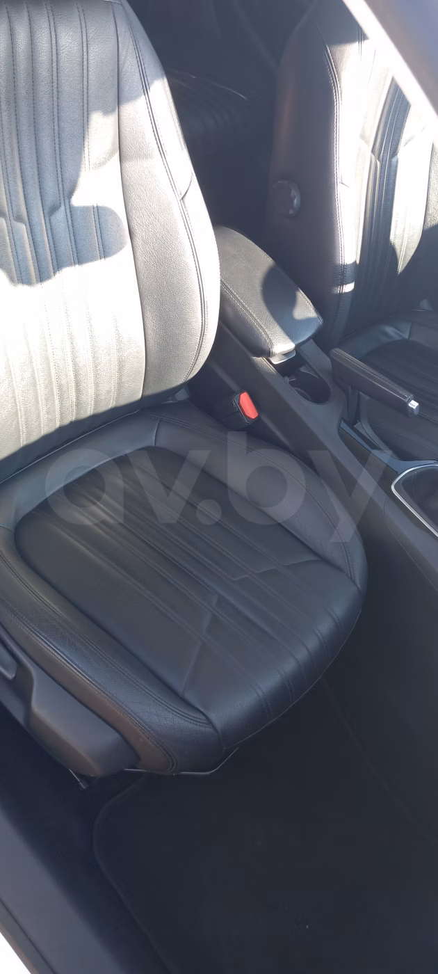 Peugeot 308 фото 11