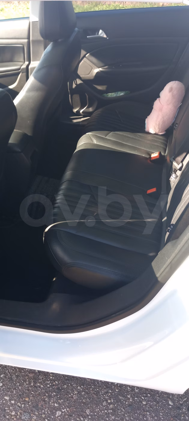 Peugeot 308 фото 18