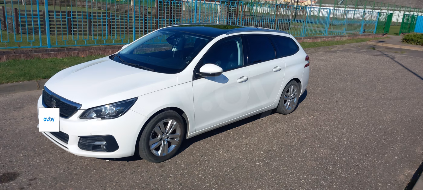 Peugeot 308 фото 3