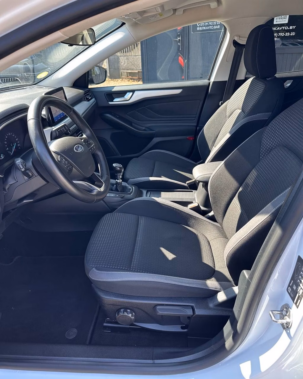 Ford Focus фото 8