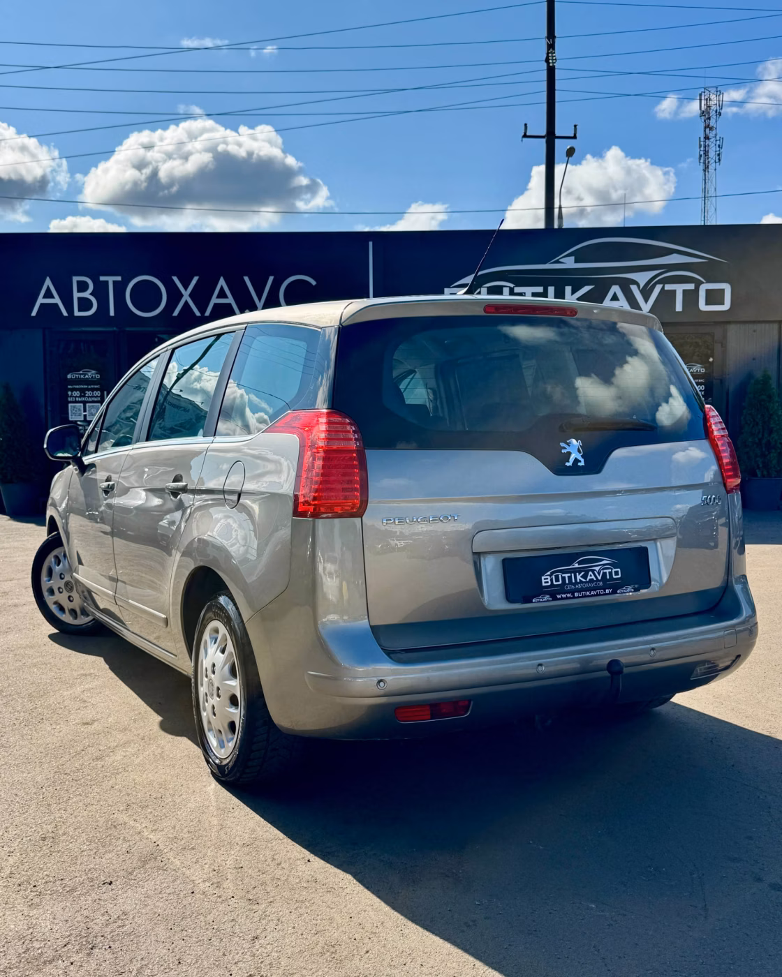 Peugeot 5008 фото 6