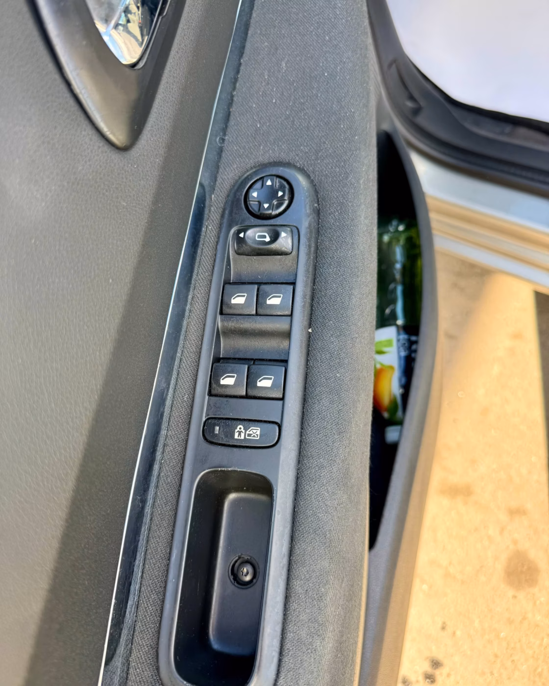 Peugeot 5008 фото 18