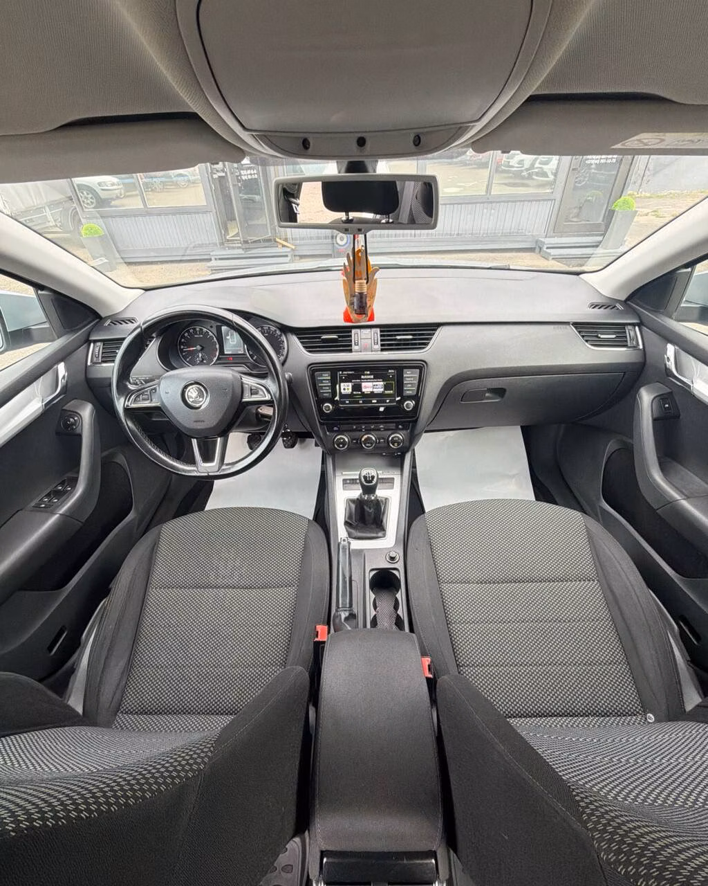 Skoda Octavia фото 7