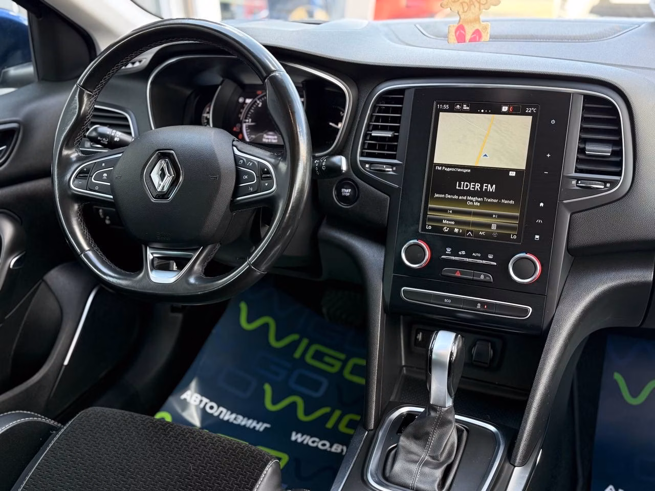 Renault Megane фото 10