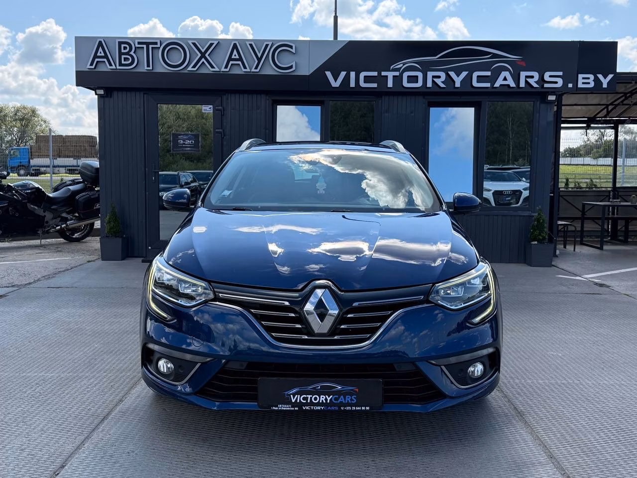 Renault Megane фото 2