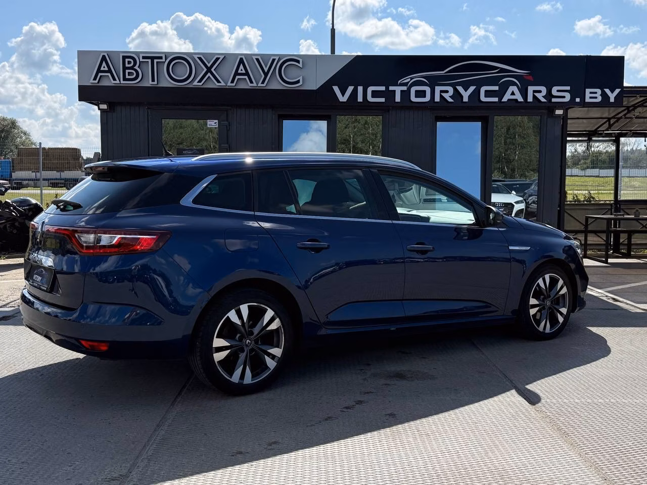 Renault Megane фото 6