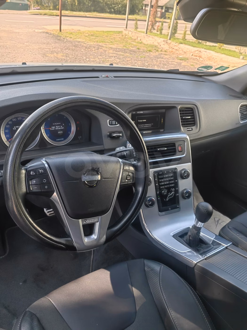 Volvo V60 фото 11