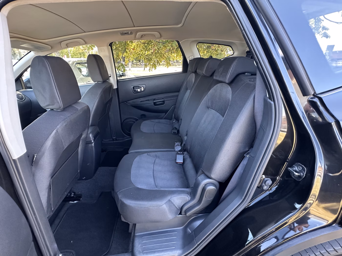 Nissan Qashqai+2 фото 9