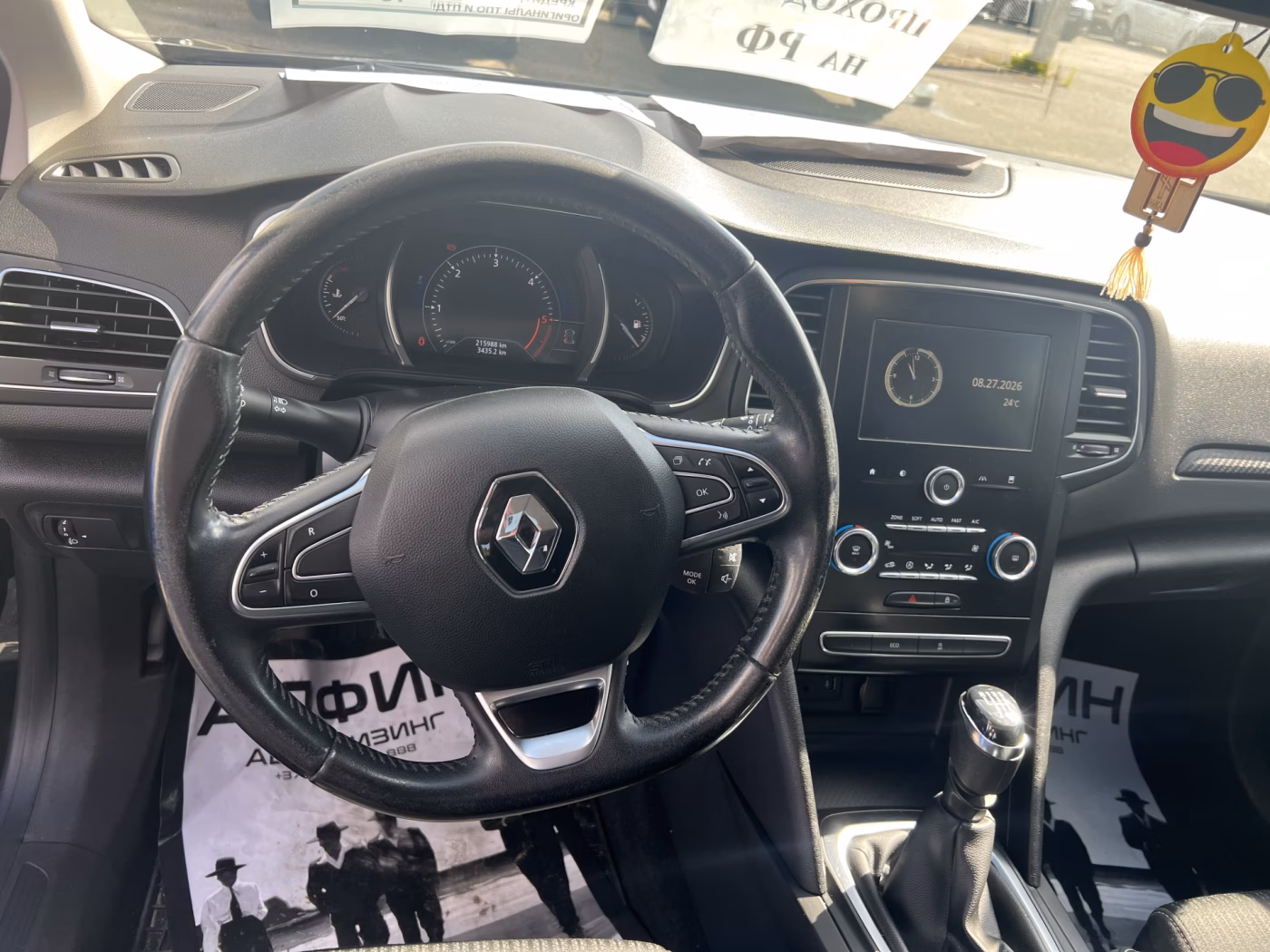 Renault Megane фото 12