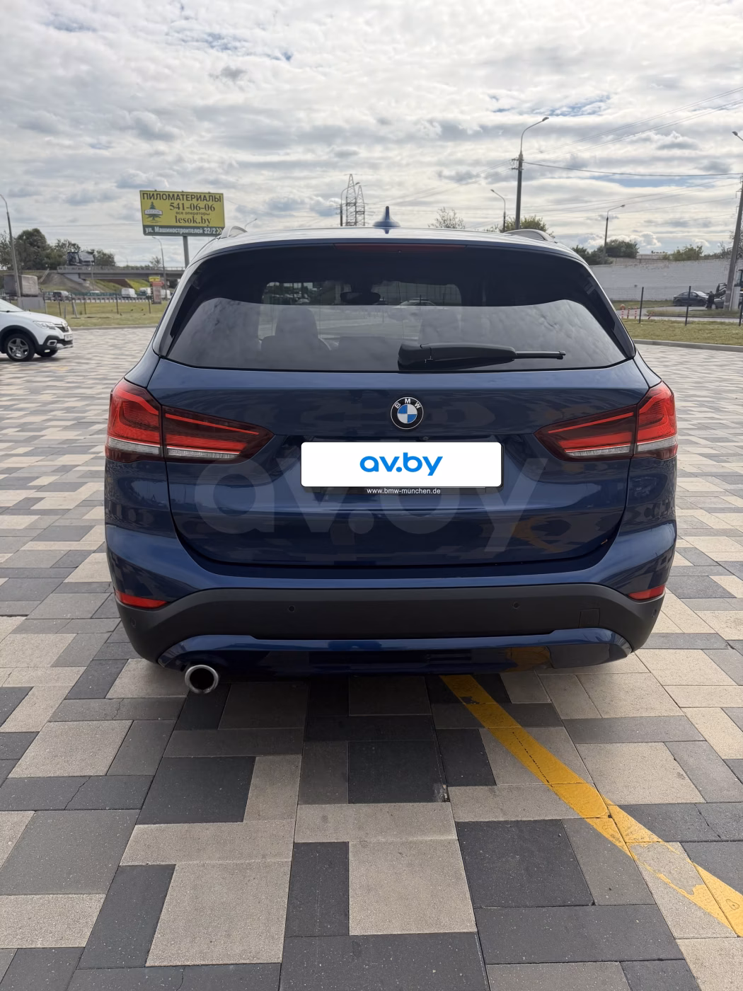 BMW X1 фото 7