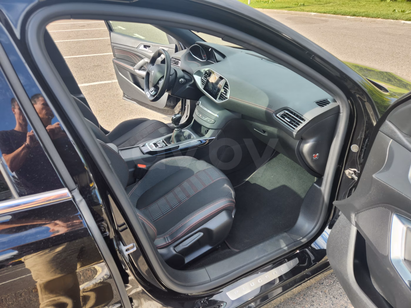 Peugeot 308 фото 14