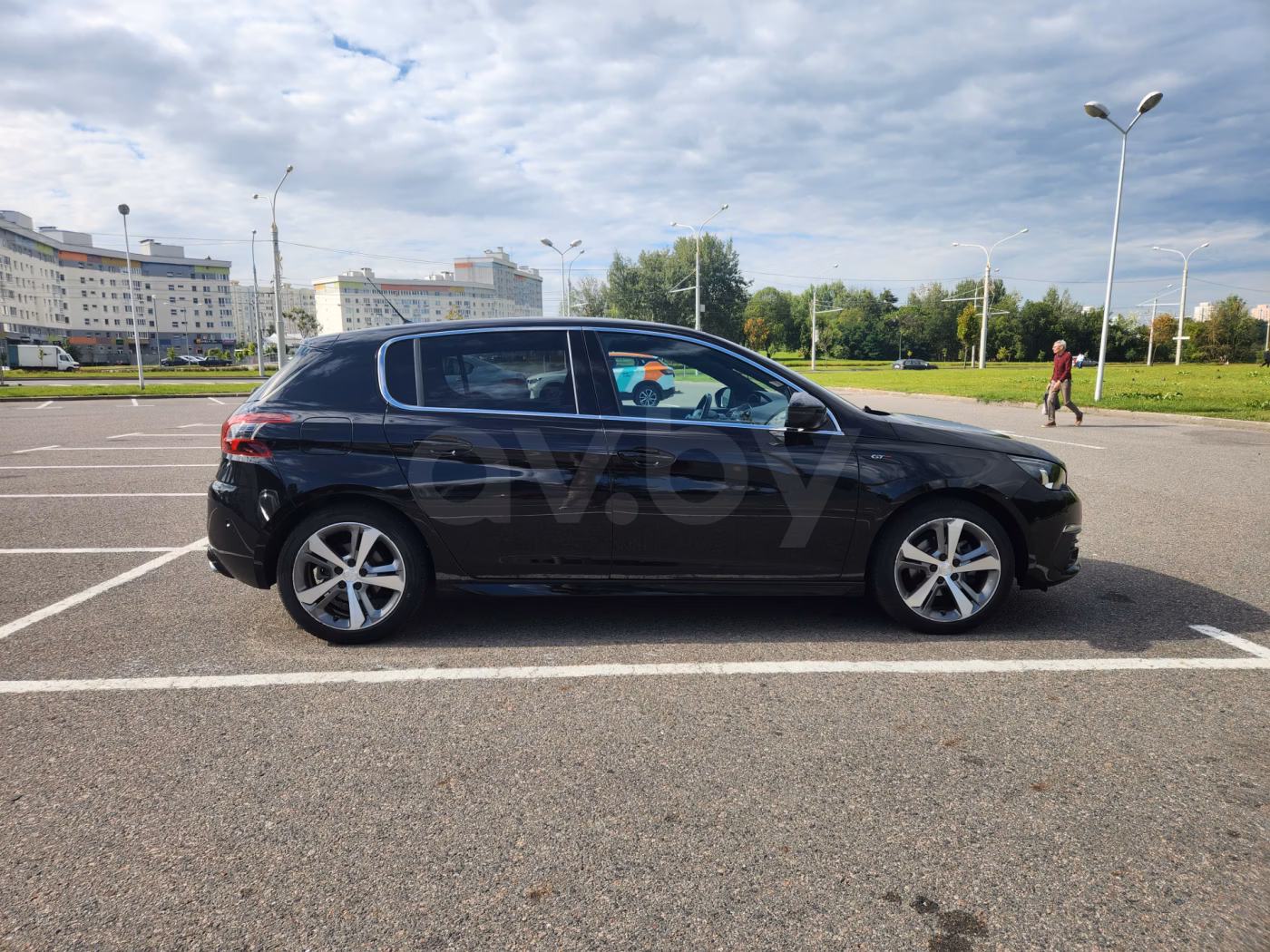 Peugeot 308 фото 8