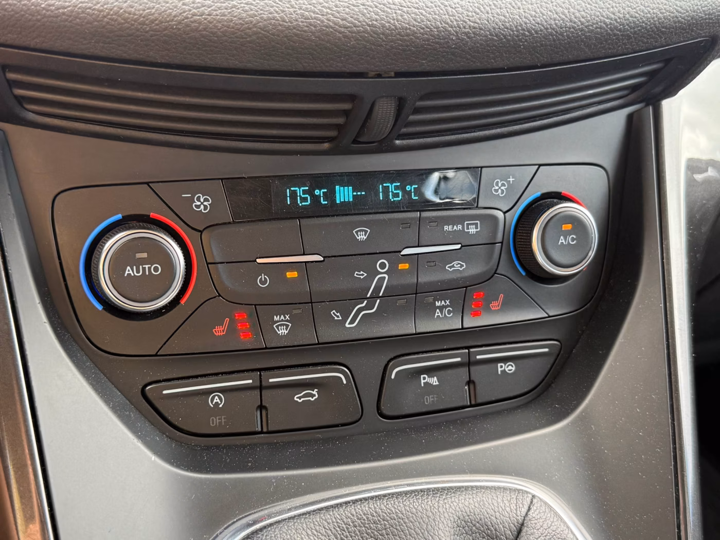 Ford C-MAX фото 19