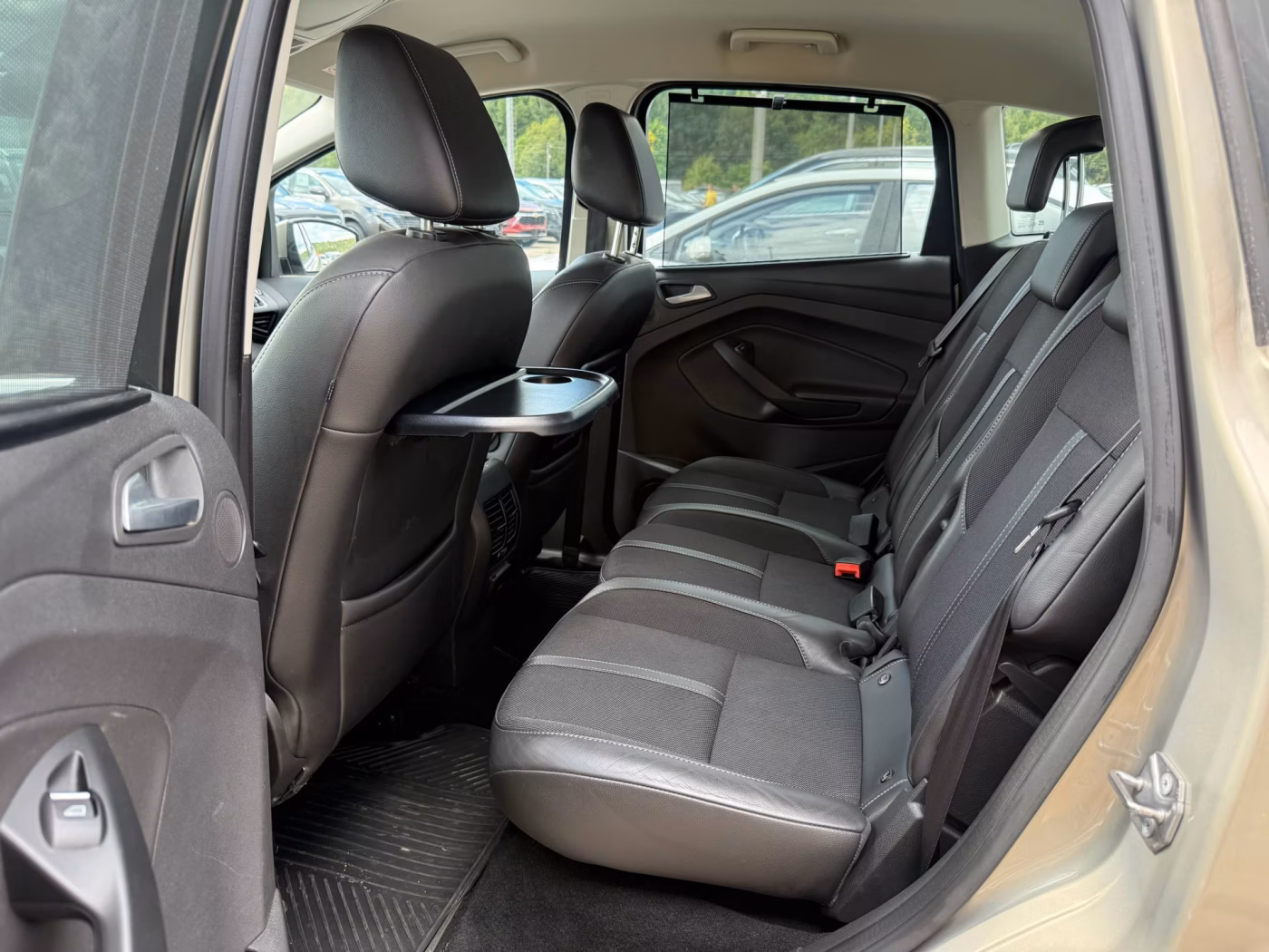 Ford C-MAX фото 14