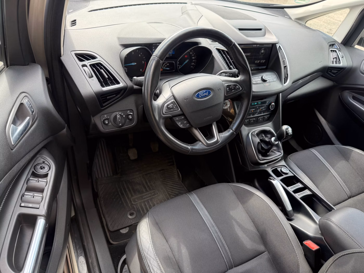 Ford C-MAX фото 9