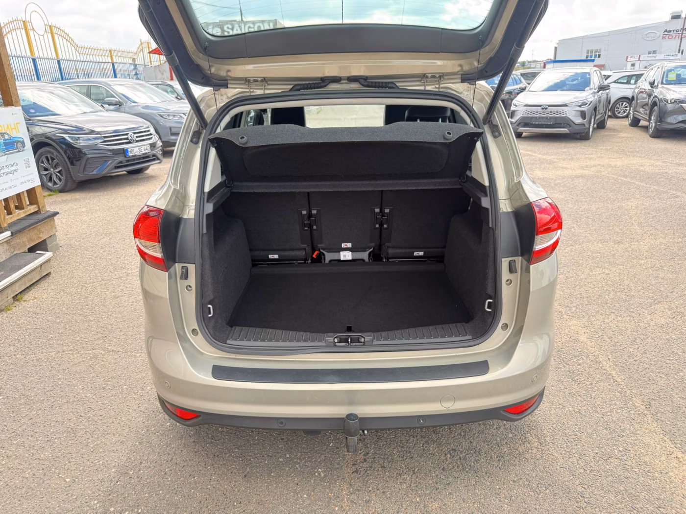 Ford C-MAX фото 15