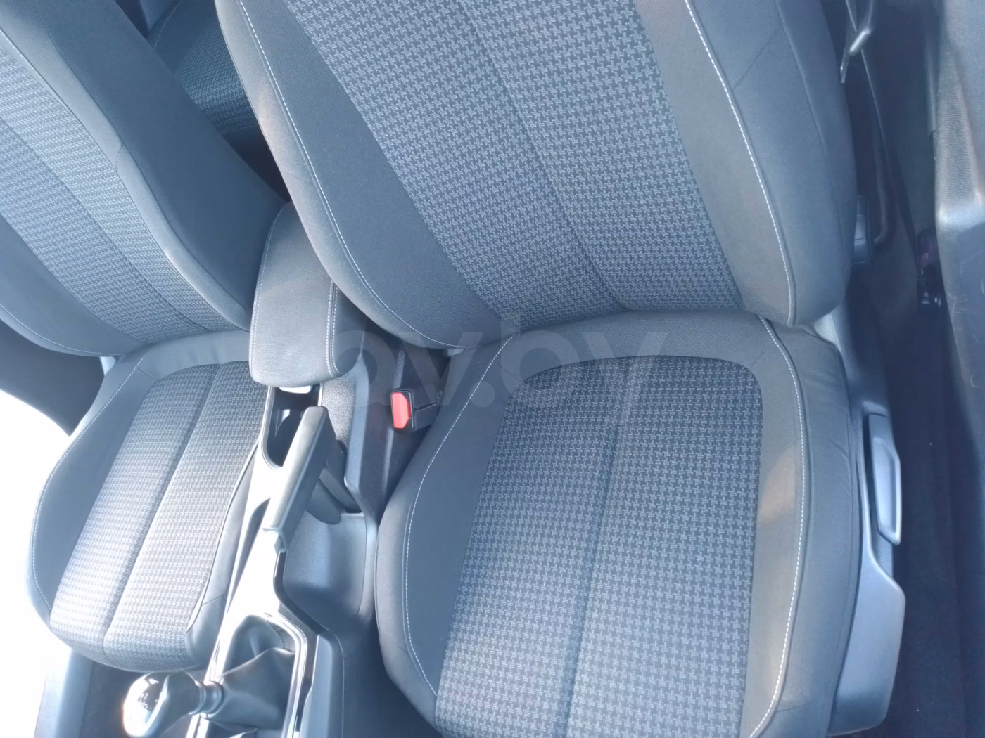Peugeot 308 фото 10