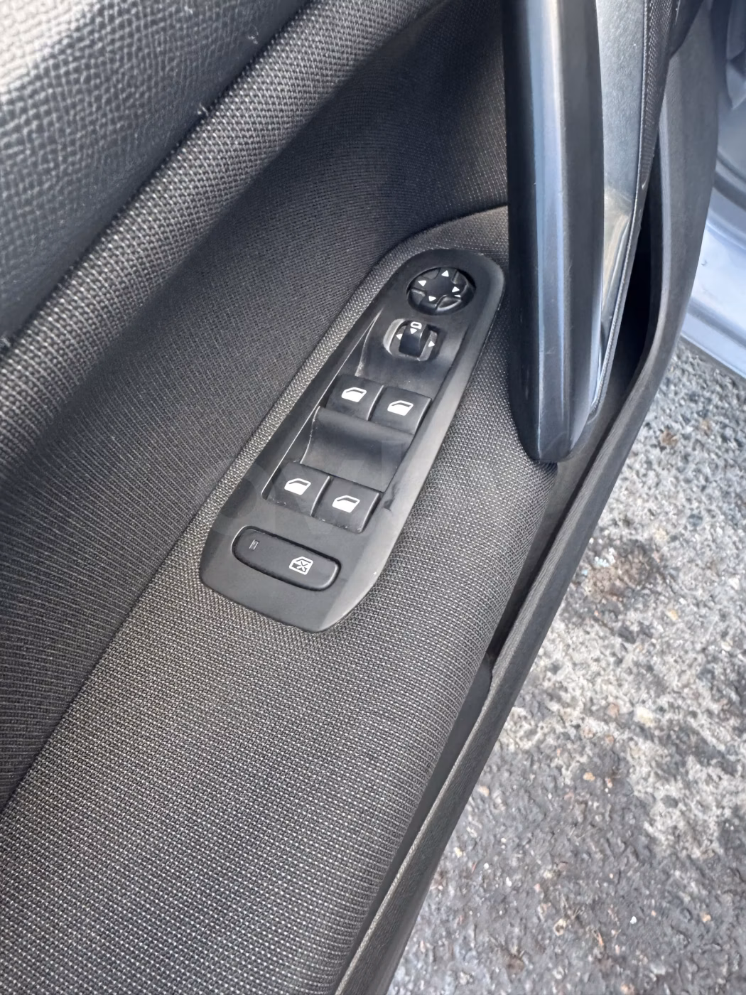 Peugeot 308 фото 10