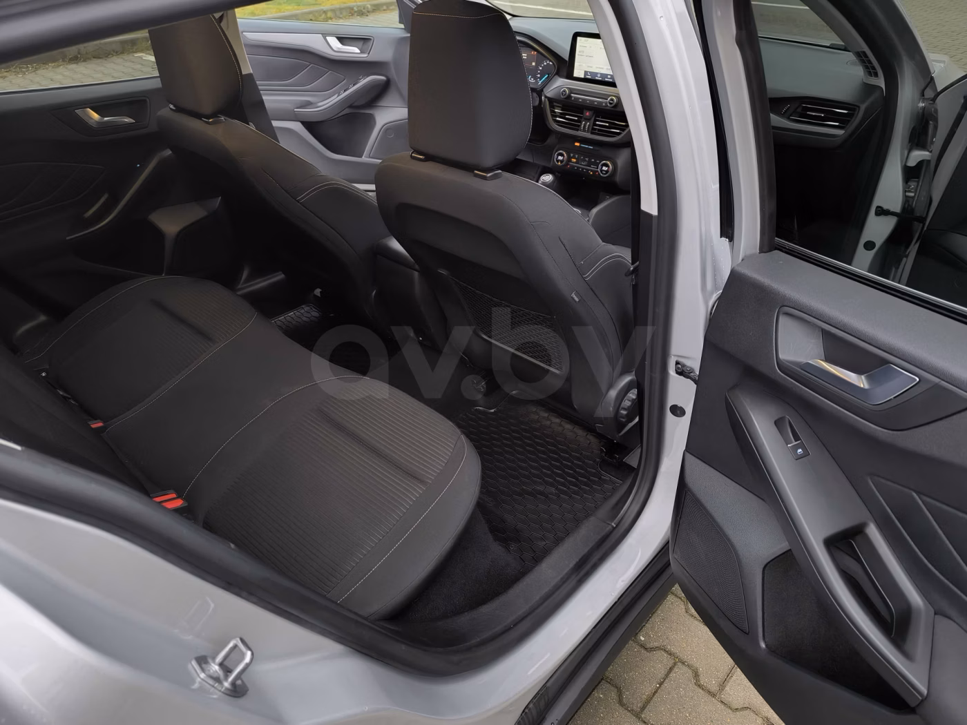Ford Focus фото 10