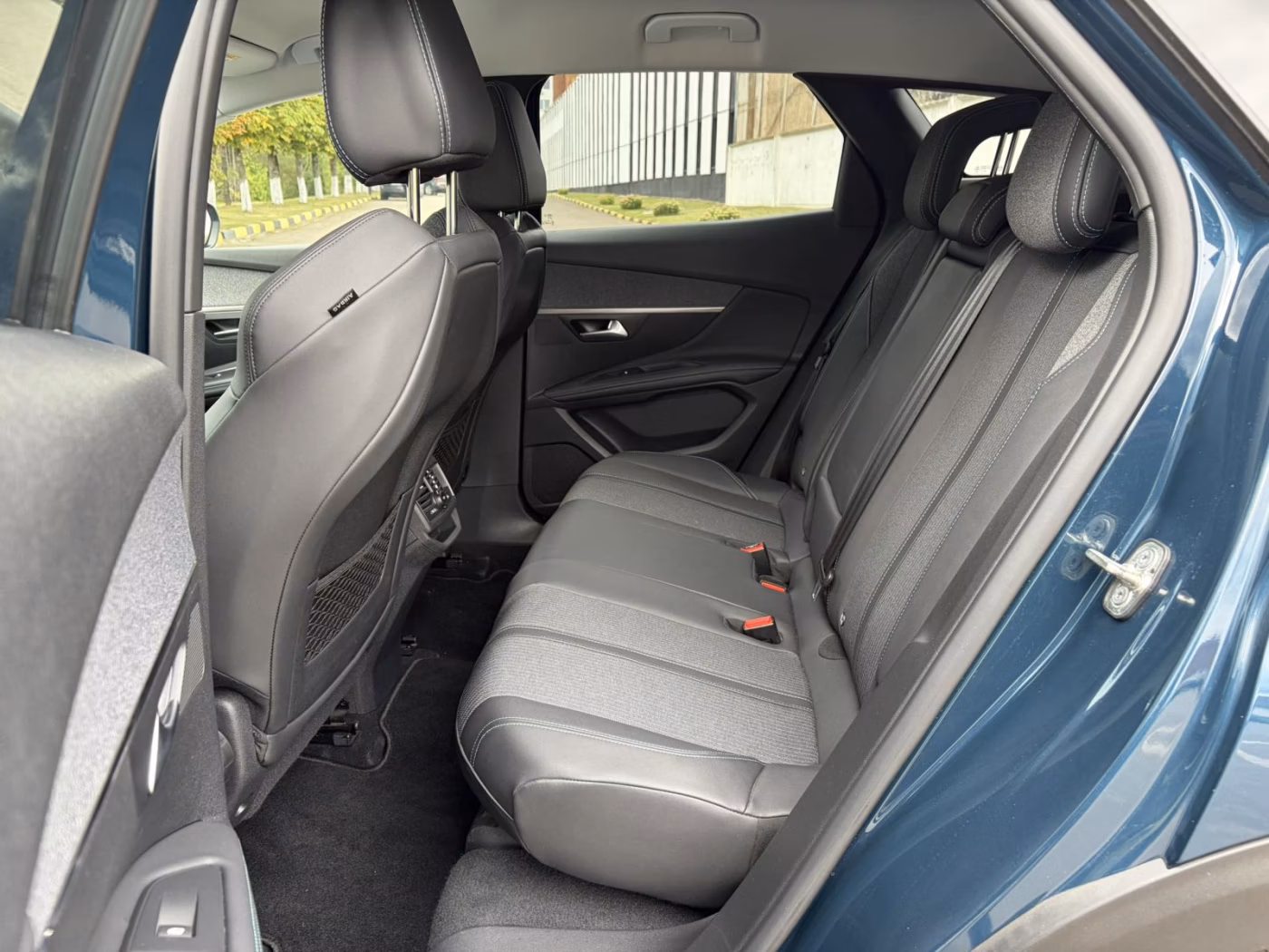 Peugeot 3008 фото 15