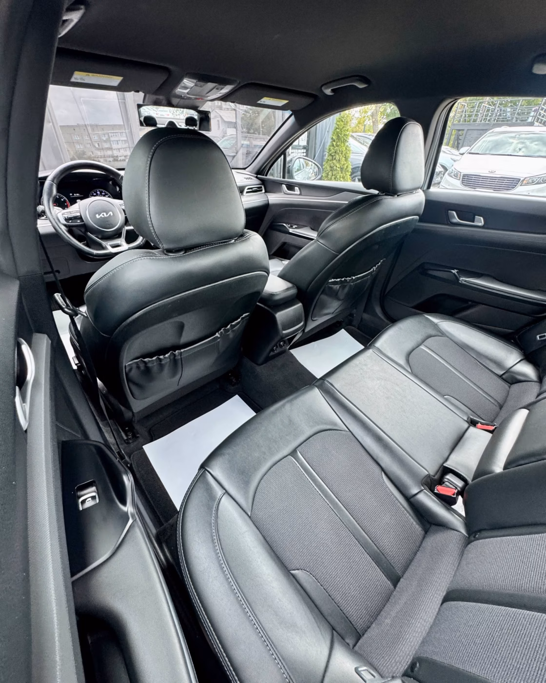 Kia K5 фото 11