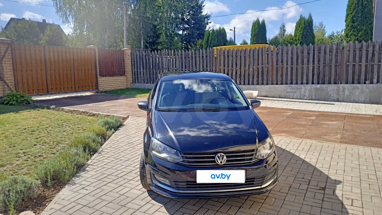 Volkswagen Polo Sedan