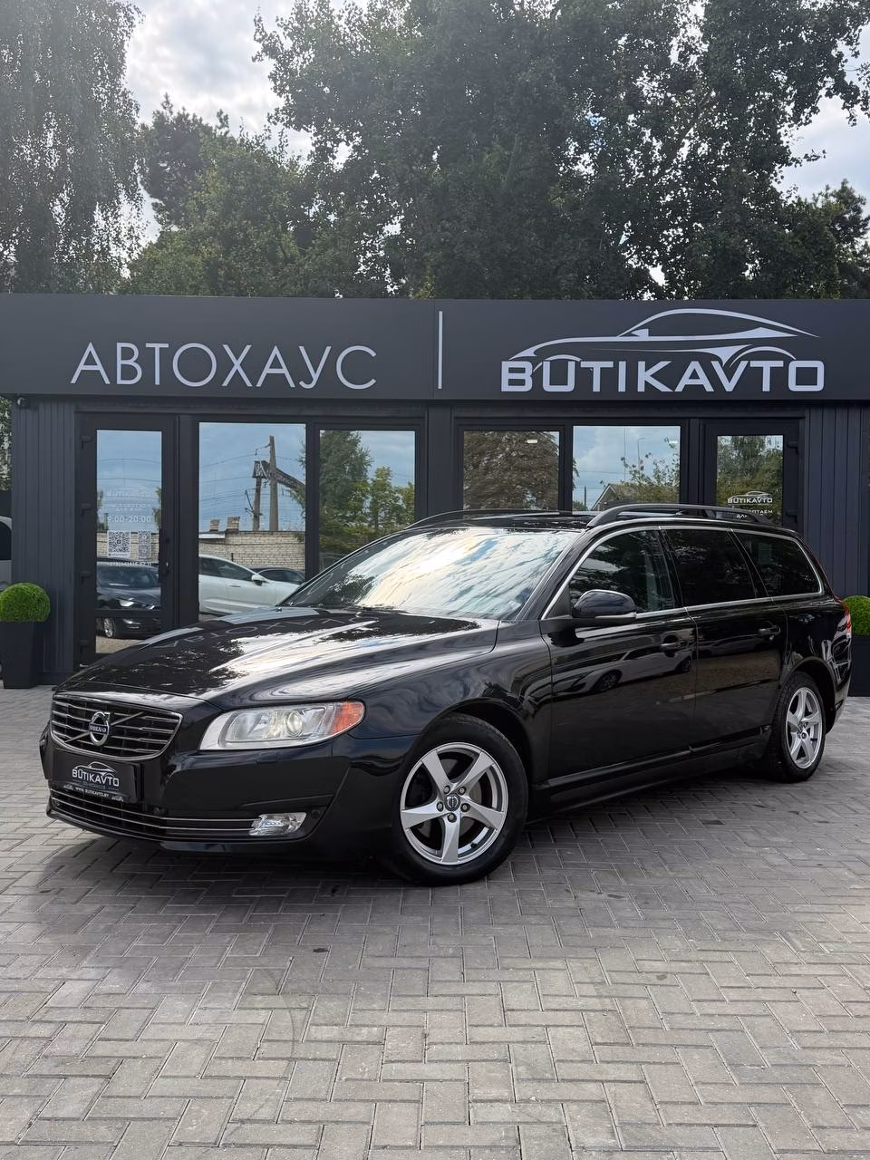 Volvo V70 фото 3