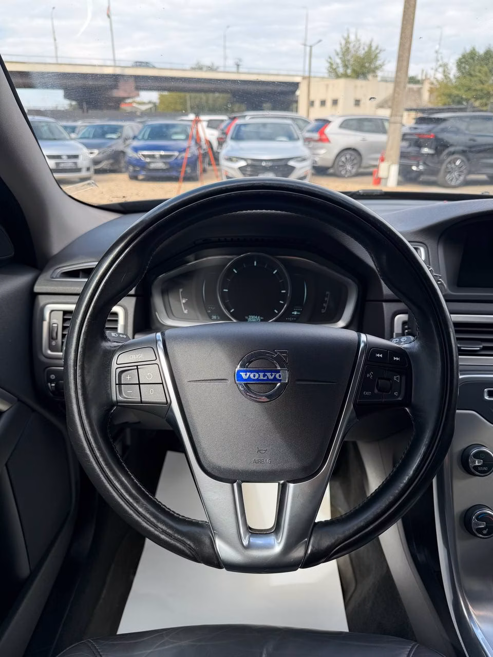 Volvo V70 фото 13